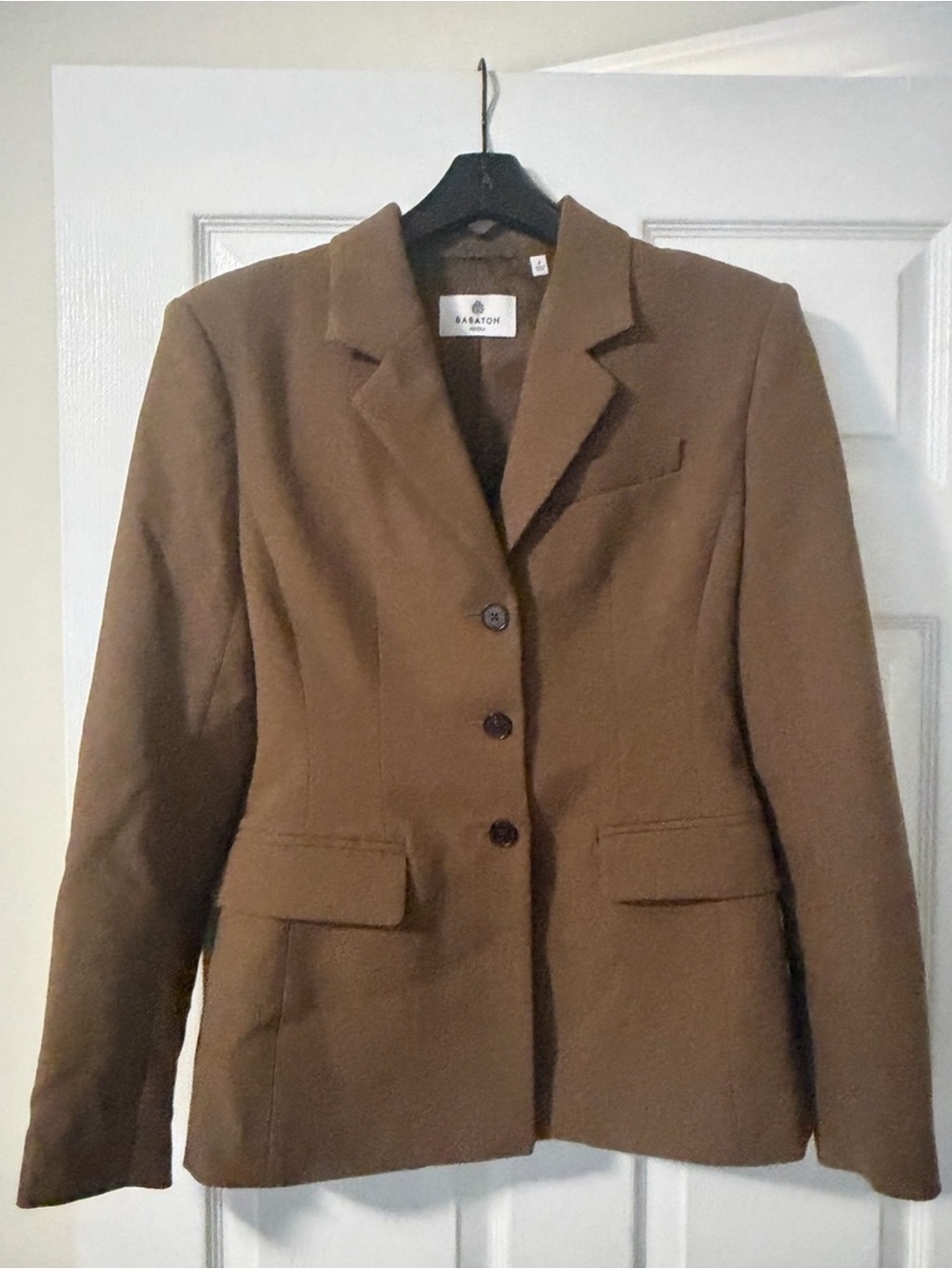 Aritzia Cello Standout Blazer (Size 6) & Trousers (Size 4) Suit Set - Picture 4 of 5